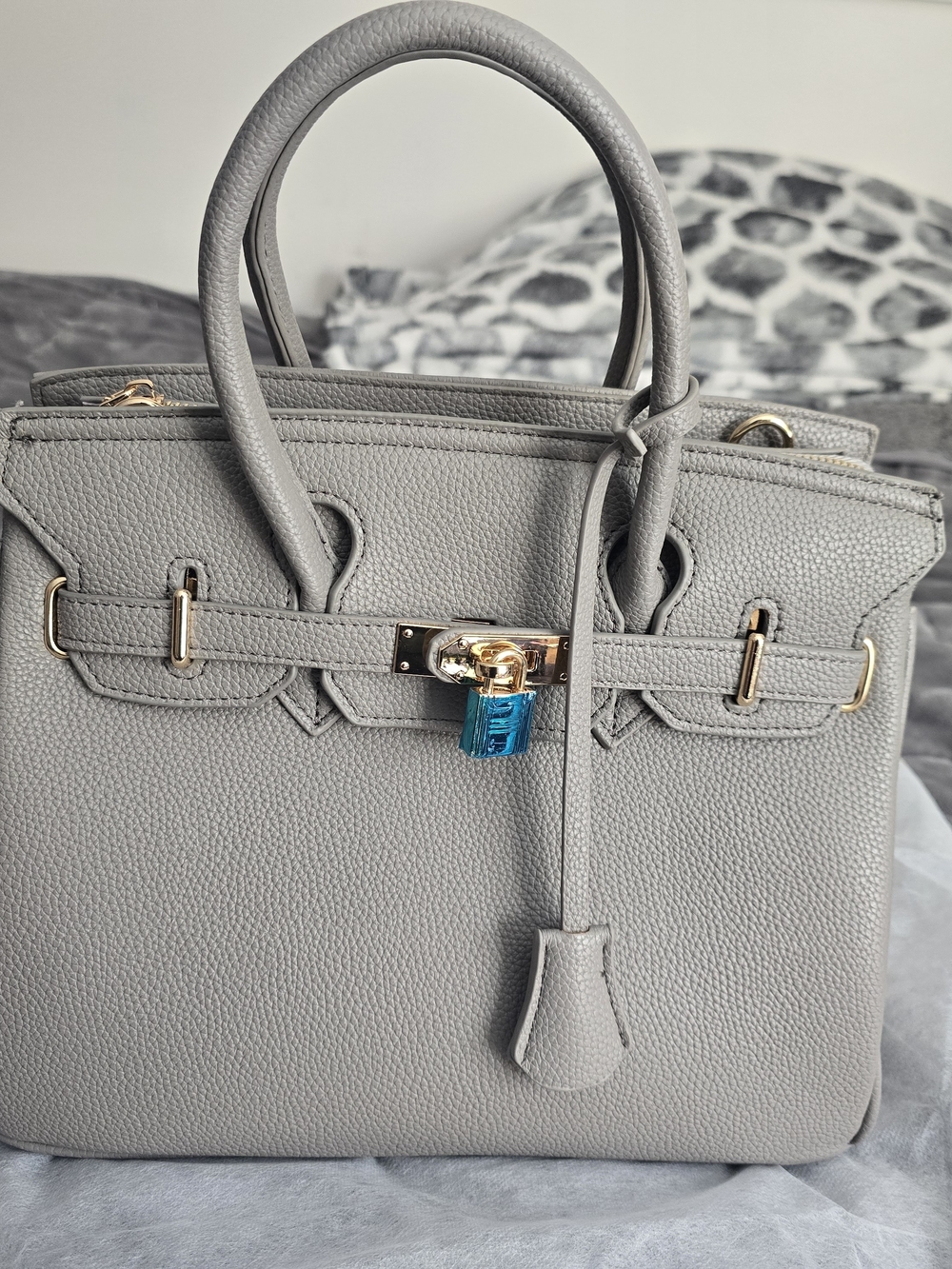 Elegant Gray Structured Leather Satchel Bag